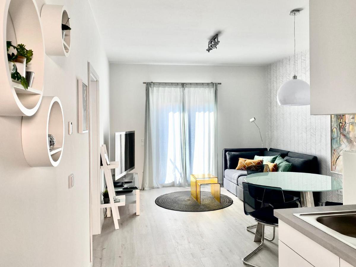 Modernes Apartment, Terrasse Und Garten Am Lilienthalpark Im Suedwesten Berlins Exteriör bild