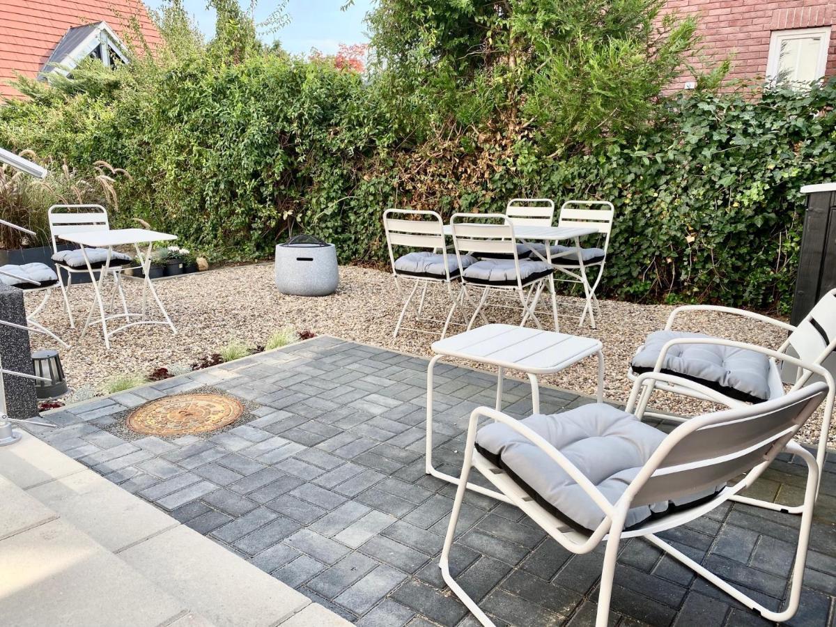 Modernes Apartment, Terrasse Und Garten Am Lilienthalpark Im Suedwesten Berlins Exteriör bild
